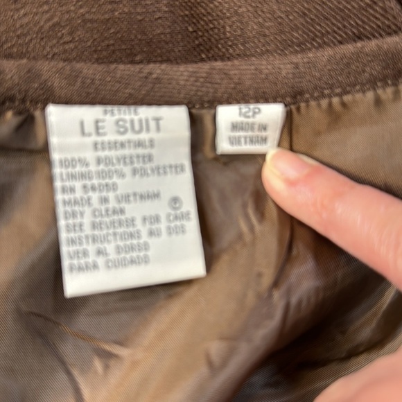 LeSuit Skirt Suit - Picture 11 of 11